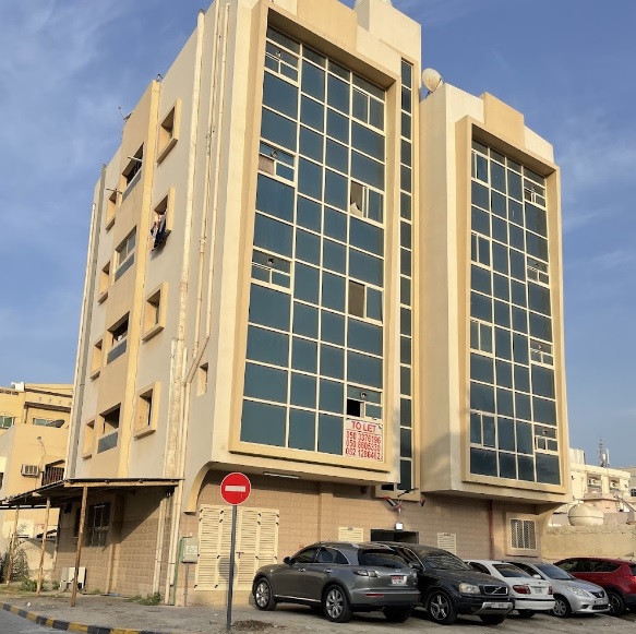 صورة توضح منطقة النعيمية بما تتميز به من مبانٍ سكنية وخدمات حيوية متكاملة.